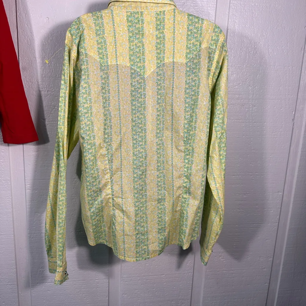 Twenty X Ultra Fit Snap Shirt Women's Floral Western Size Large NWOT - Image 6