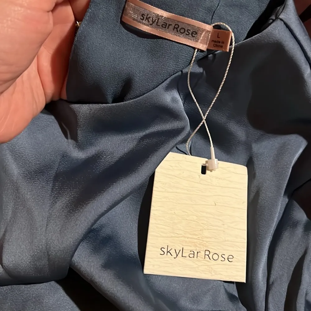 Skylar Rose Blue Satin Dress - Image 4