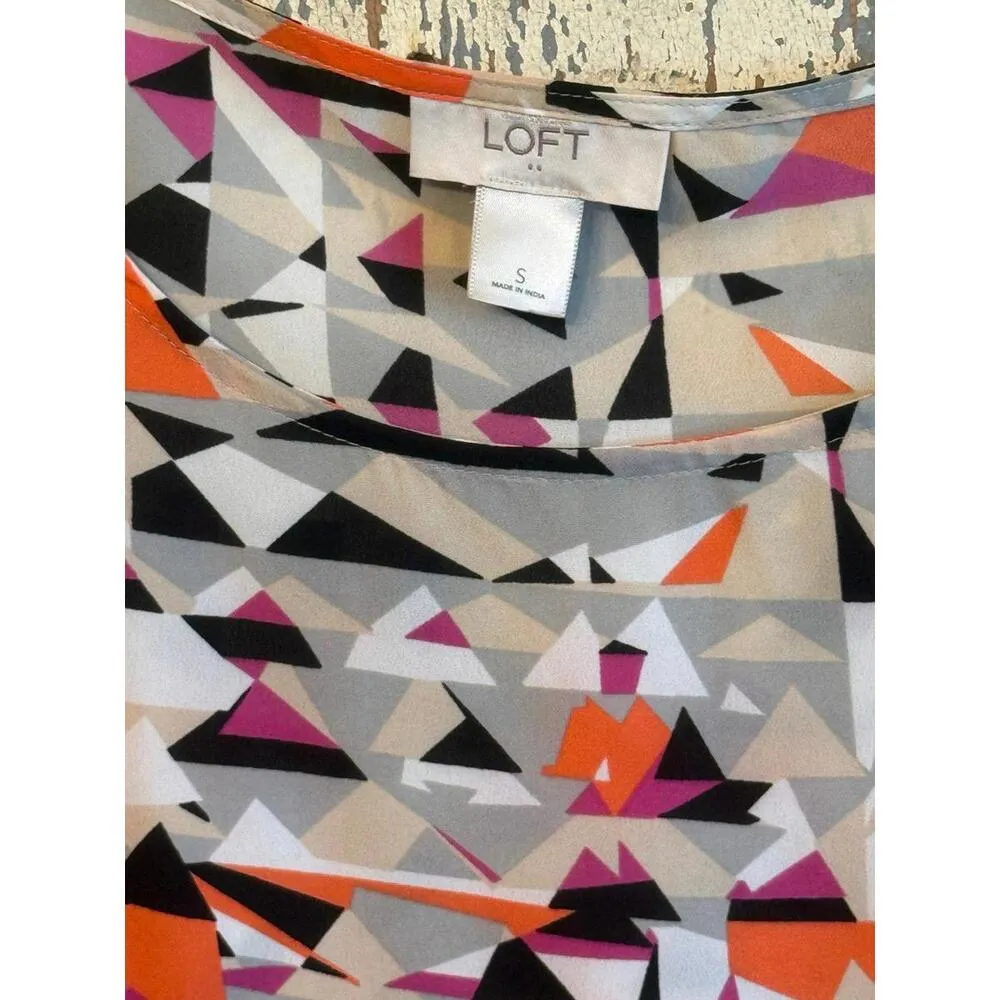 LOFT Women’s Short Sleeve Geometric print blouse Small - Image 2