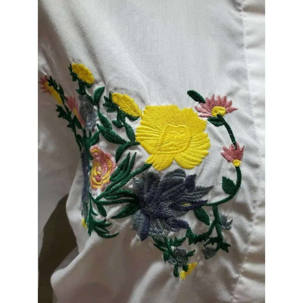 Bleuh Ciel Women's White Floral Polyester Long Sleeve Button Down Shirt Size S - Image 3