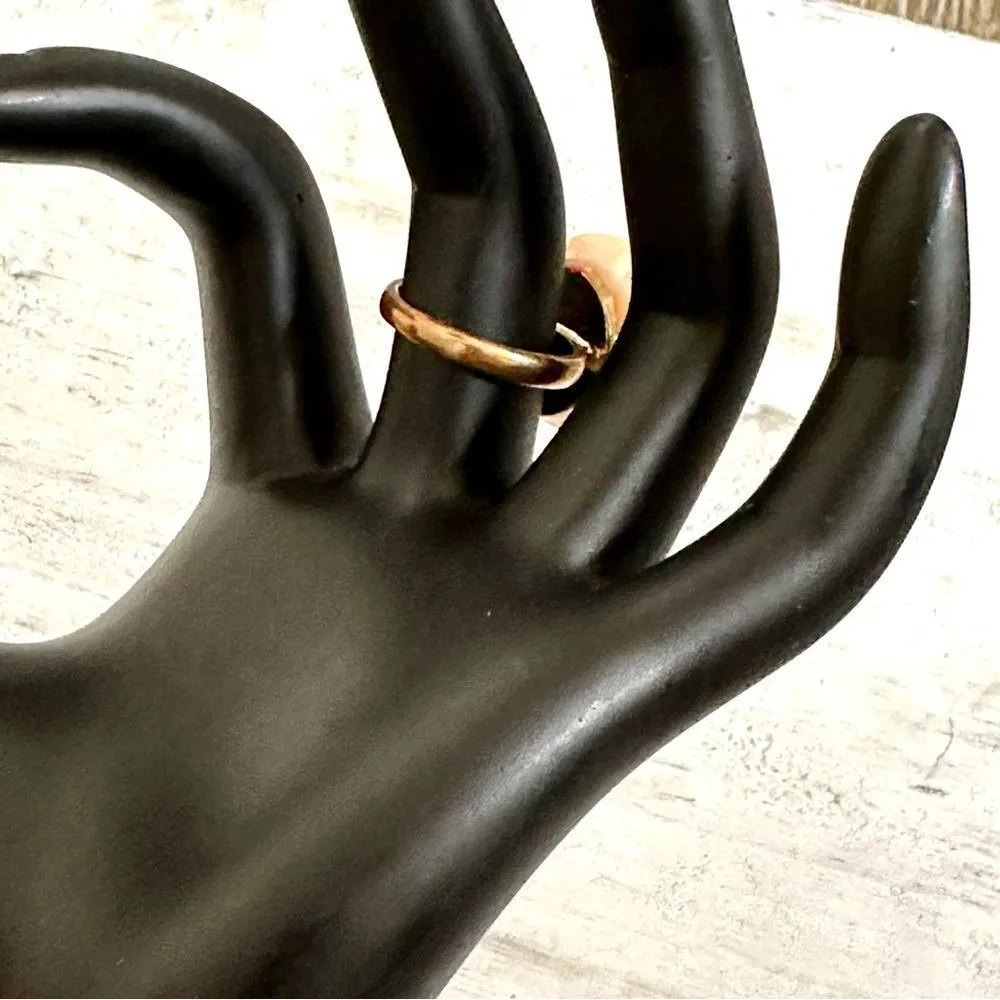 Gold tone peach flower ring - Image 9