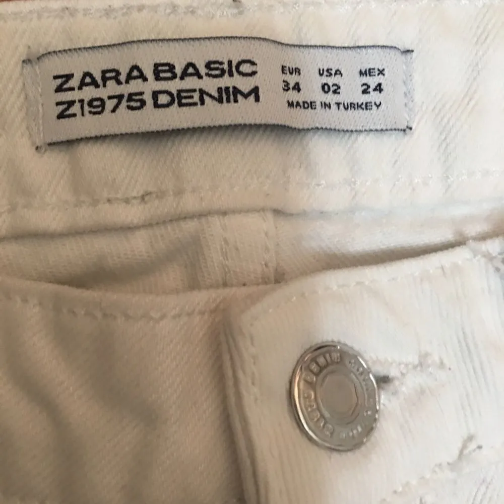 ZARA seriously destroyed ripped denim - Image 5