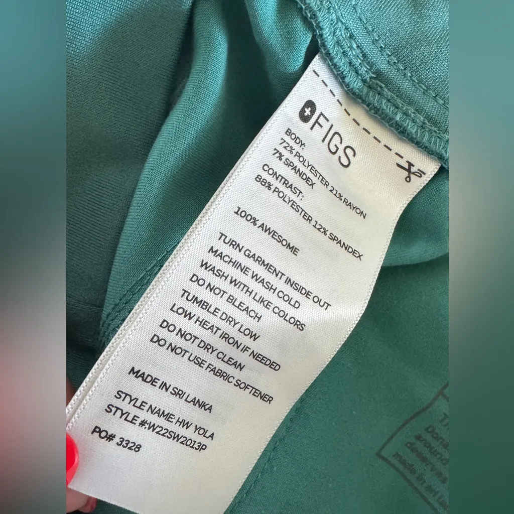 Figs High Waisted Yola Skinny Scrub Pants cactus green size medium petite MT - Image 3