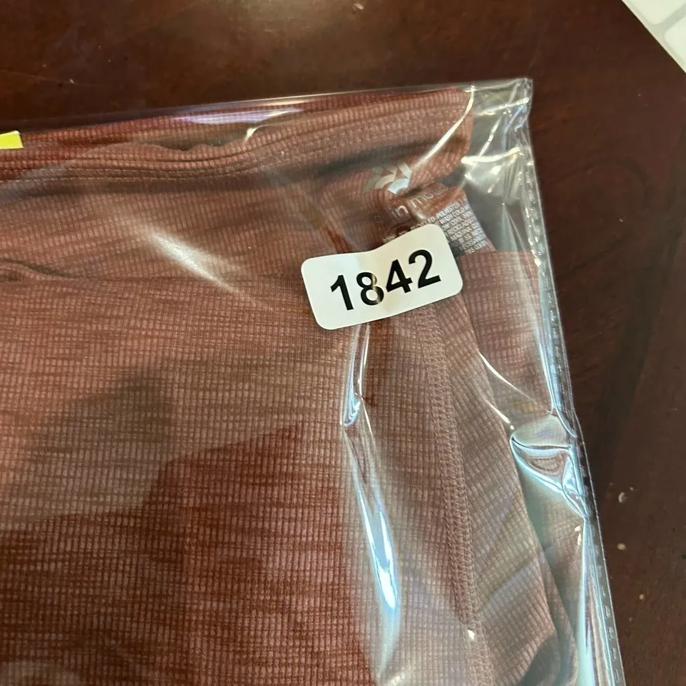 All In‎ Motion Leggings Womens XL Heathered Red Ribbed Pockets High Rise NEW - Image 9