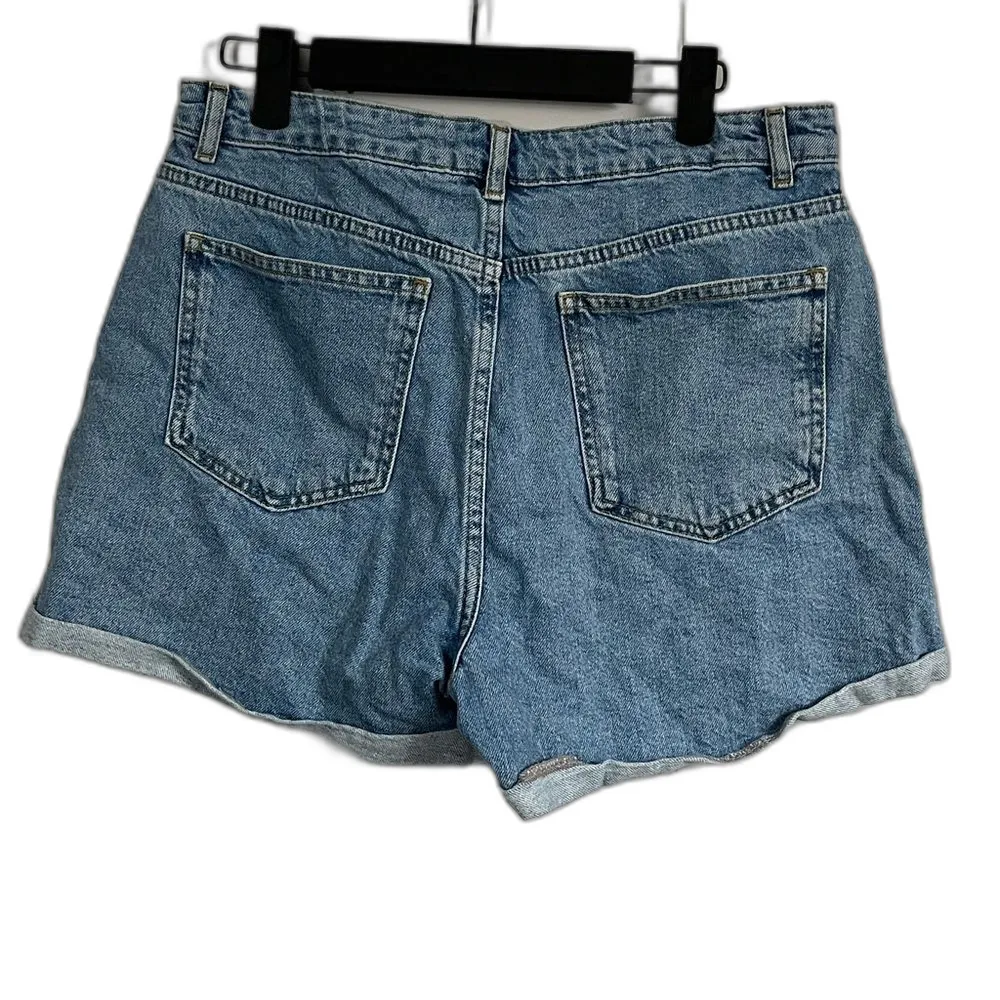 Harper Heritage Daisy Embroidered Denim Shorts Size 29 - Image 3