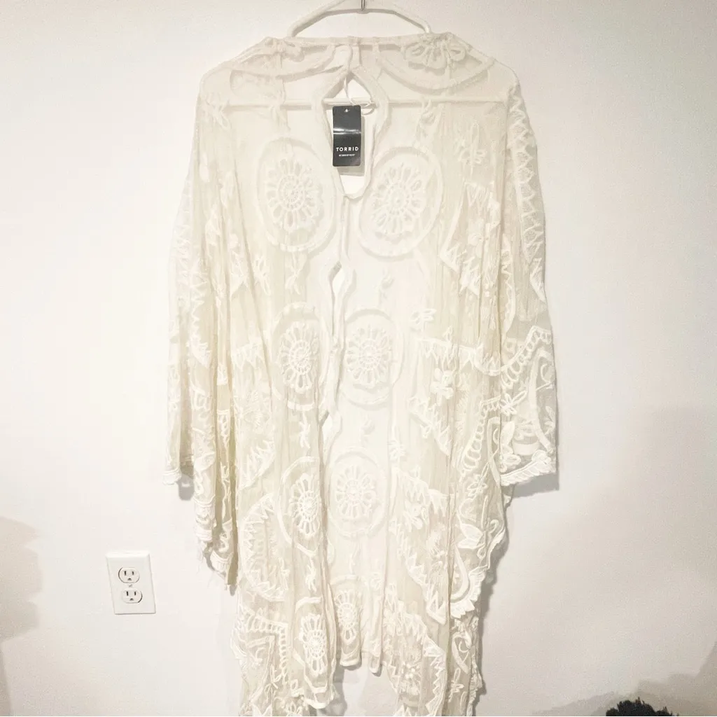 Torrid Plus Size One Size Lace Scallop Edge Ruana Sleeveless Kimono Top NEW‎ - Image 6