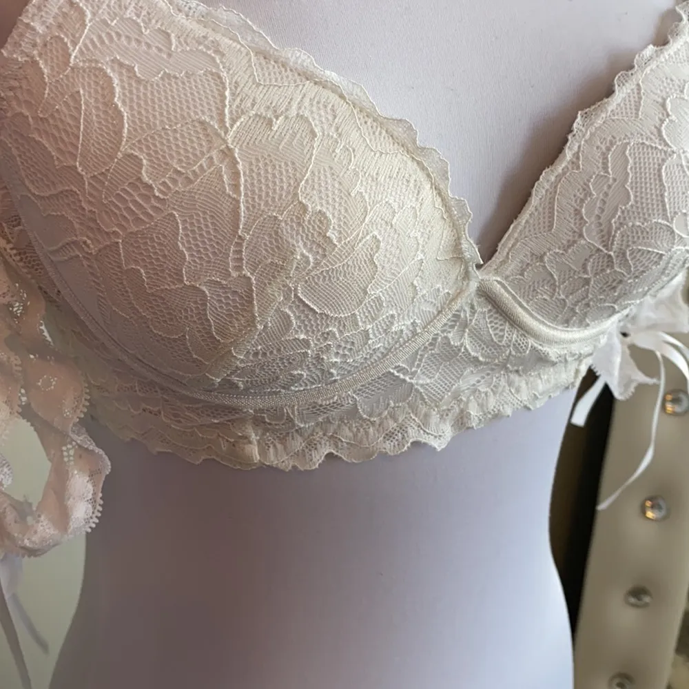 Frederick’s Of Hollywood X Megan Fox Dion Bra - Image 10