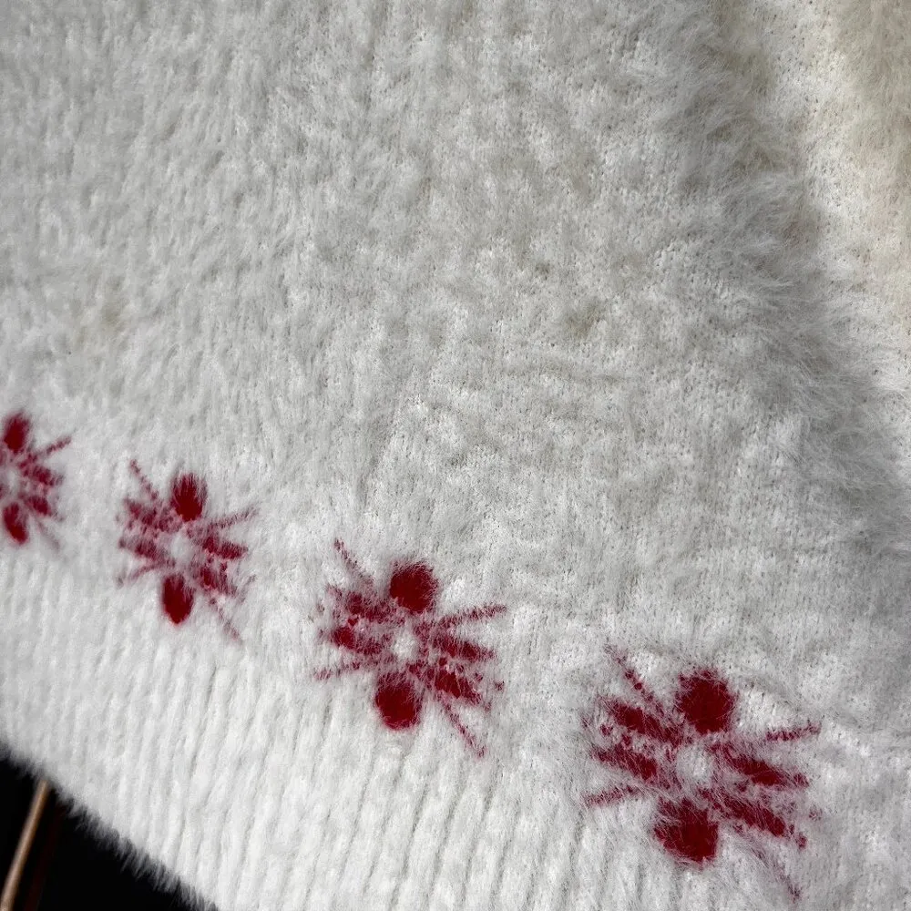 Venus Snowflake Mock Cream Fuzzy Cozy Cabin Sweater Holiday Xmas SZ L fairisle - Image 5