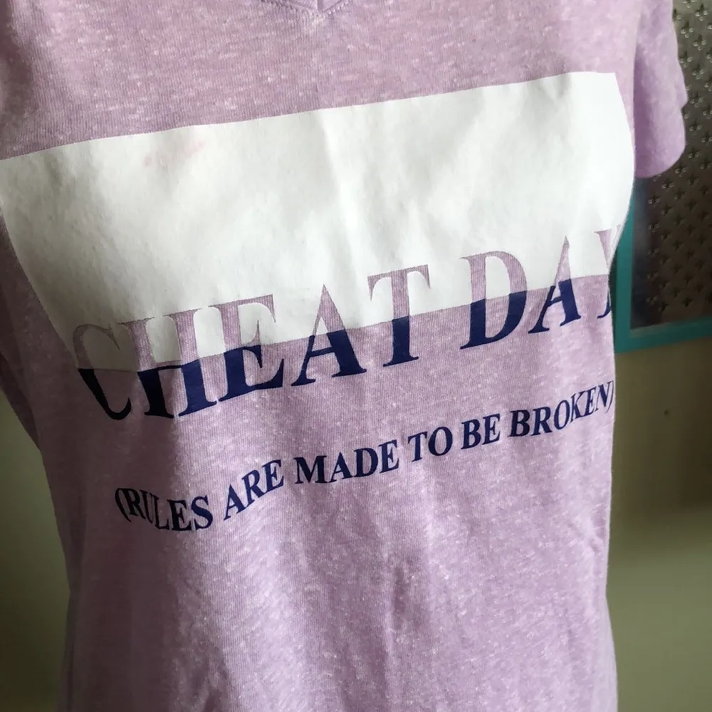 Tek Gear  DryTek Activewear T-shirt, ‘Cheat day’, size small - Image 10