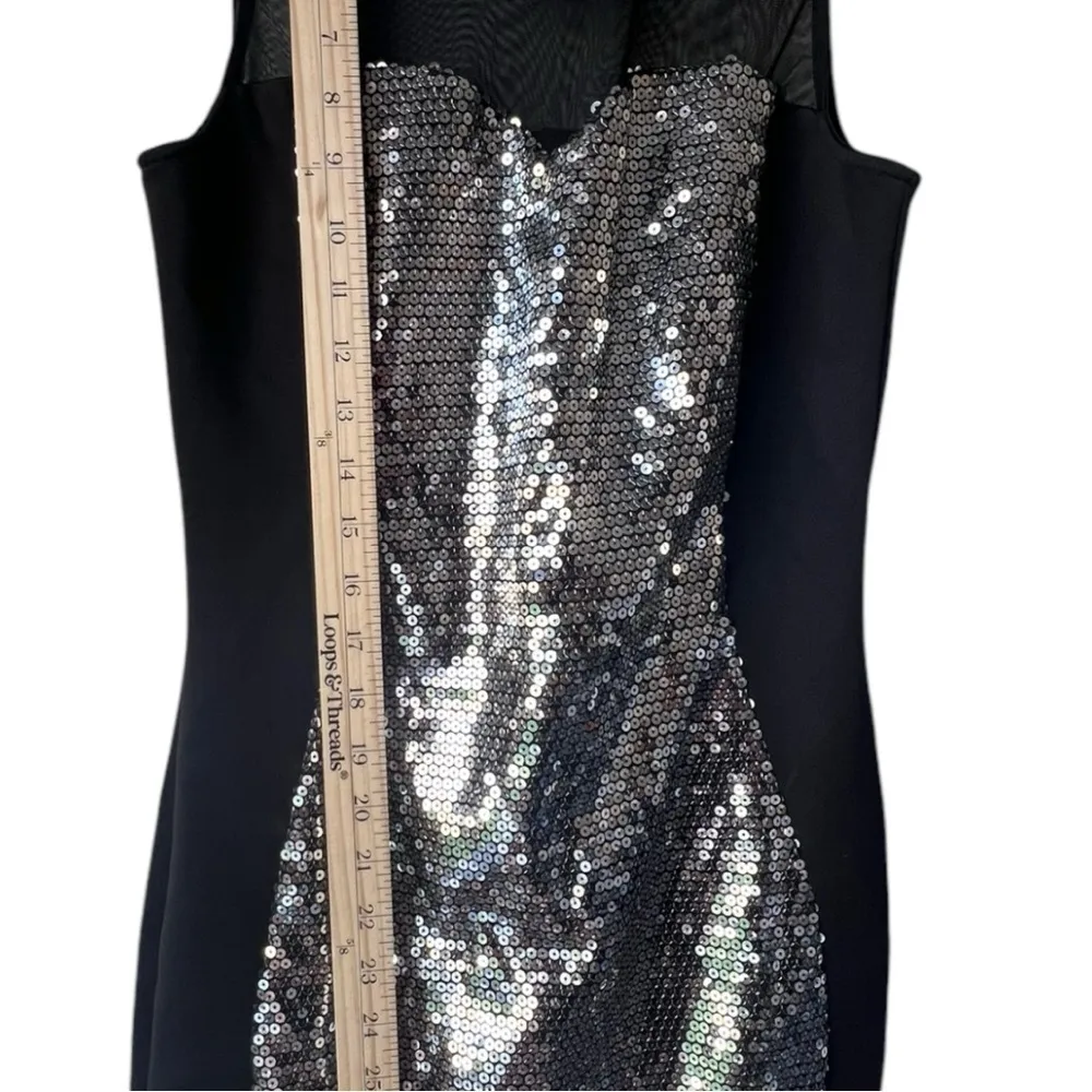 Women’s dress black metallic silver sleeveless cocktail dress mini M. - Image 5