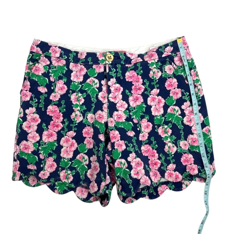 Lilly Pulitzer Darci Floral Preppy Scalloped Knit Shorts 7”  Oyster Bay Size 8 - Image 4