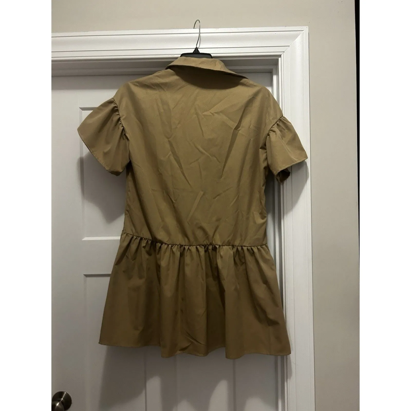 Women’s Tan Khaki Utility Mini Dress Size 6 Asymmetrical Ruffle City Babydoll Brown - Image 4