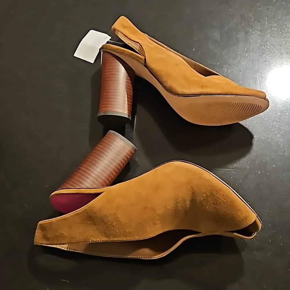 💕TRINA TURK💕 Sunset Blvd Suede Slingback Heels ~ Tan 10 New with Box (No Lid) - Image 9