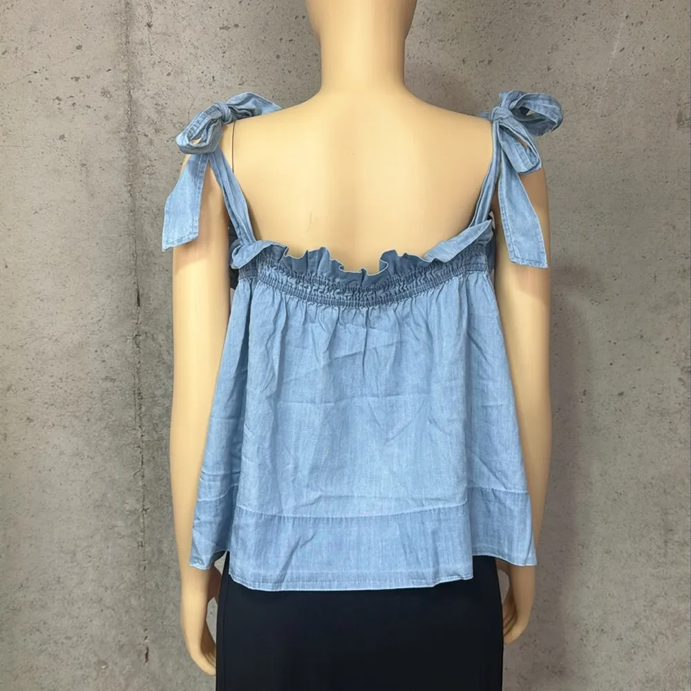 Express chambray Ruffled Smocked Tank Top blouse Xl - Image 2