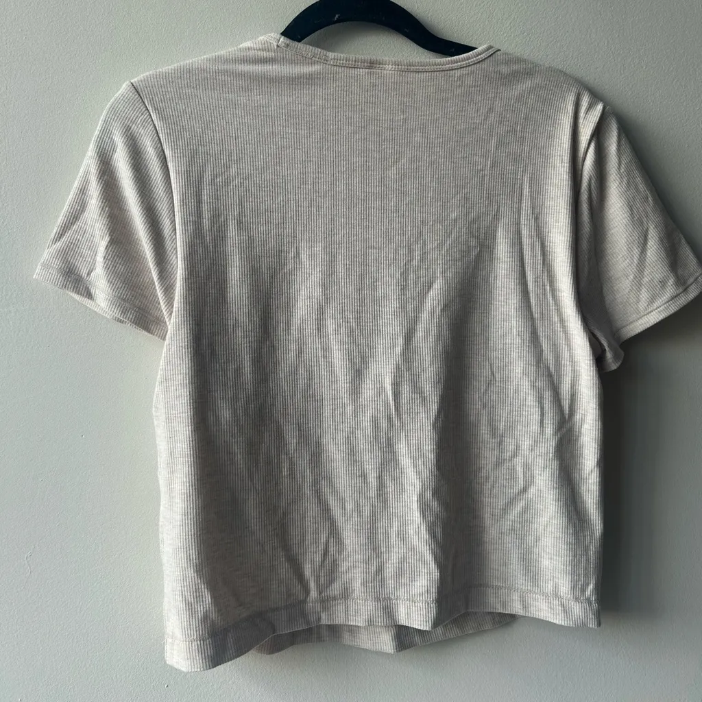 Totalities Heavenly Rib Tara Crop Short Sleeve with Inner Shelf Bra Ribbed Sz L - Image 6