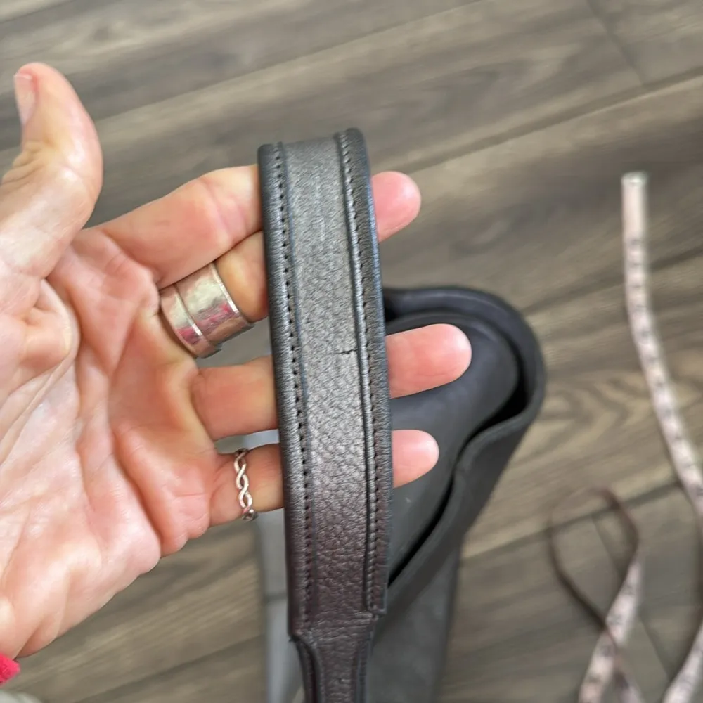 Monsac Gray Leather Shoulder Bag - Image 10