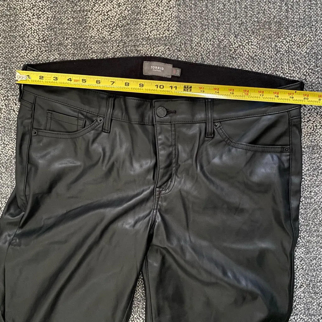 Torrid womans Black Slim Fit Jeans - Image 6