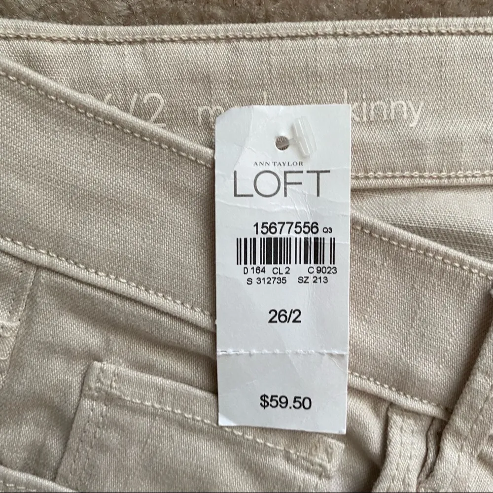 Loft Modern Skinny Jean’s cream color - Image 10