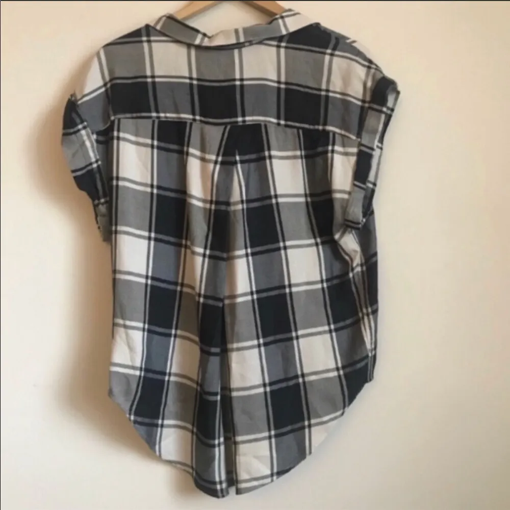 Jachs girlfriend plaid flannel button down top - Image 7