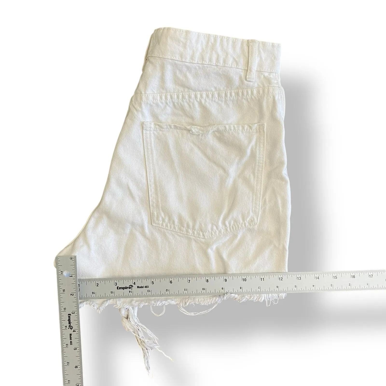 Zara High-Rise Distressed Mom Denim Shorts Womens‎ Size 8 White Streetwear - Image 5