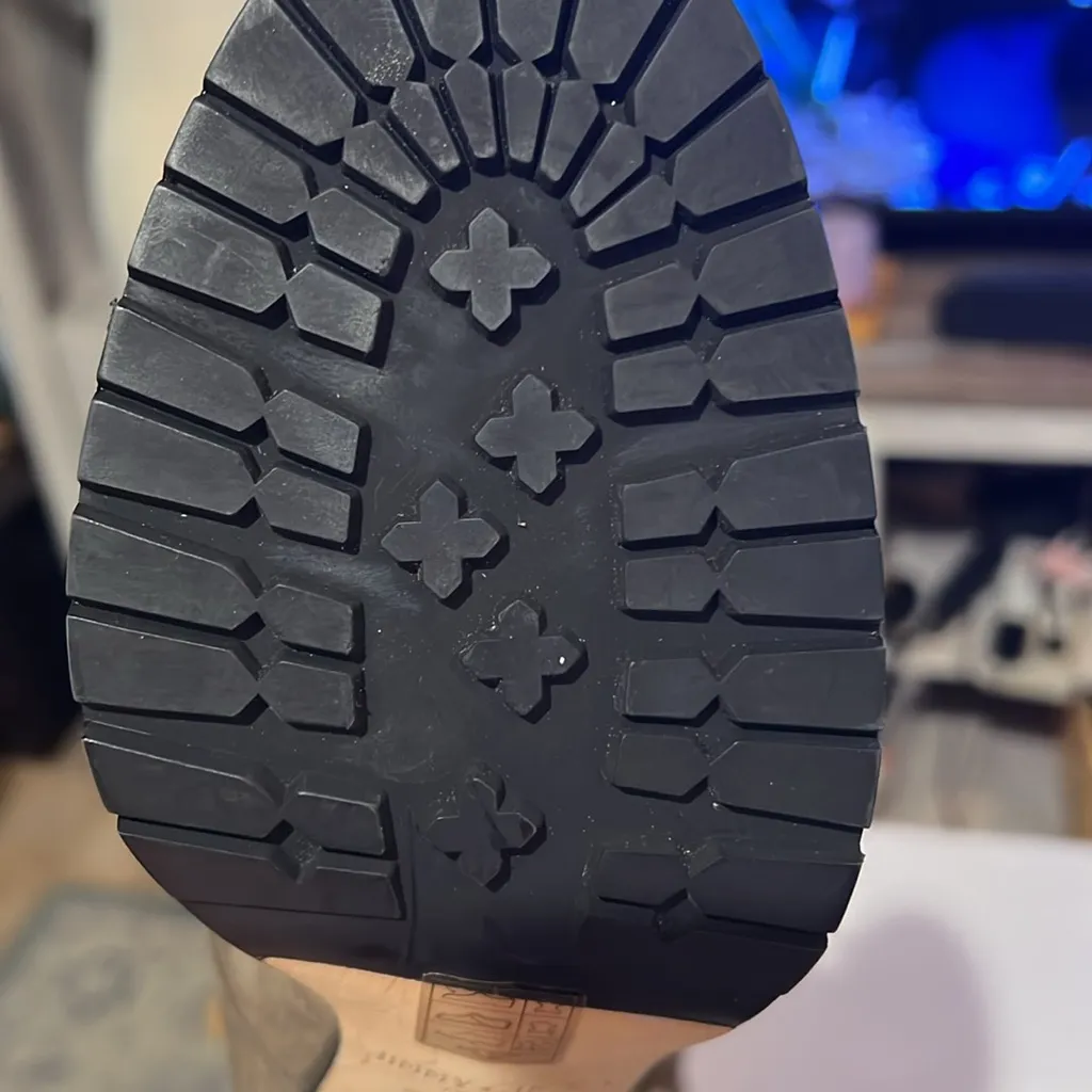 JIMMY CHOO ELBA Pom Pom Genuine Rabbit Fur Ankle Boot Mink Suede size 39.5 - Image 9