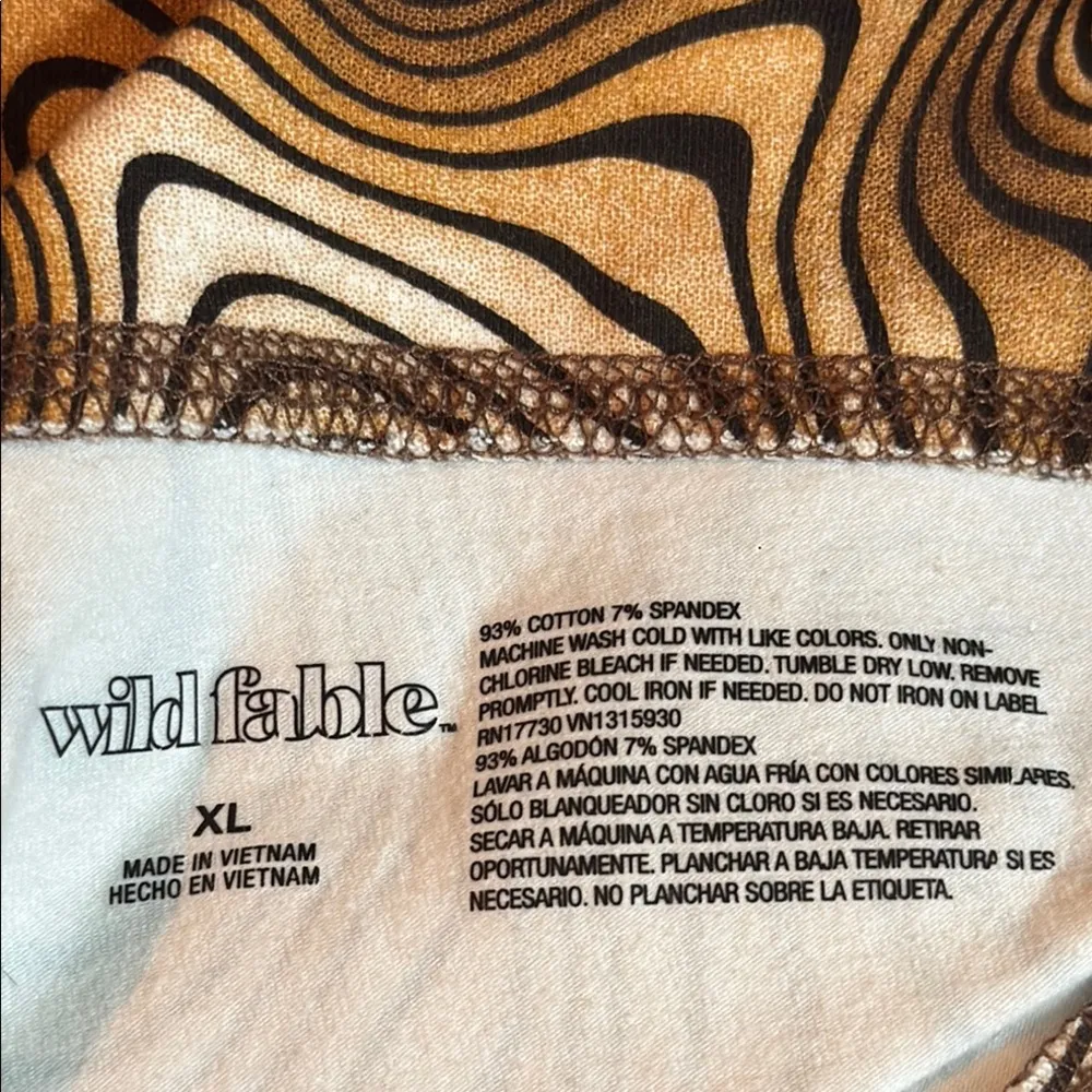 Brown and White Wave Pattern Pants - Image 3