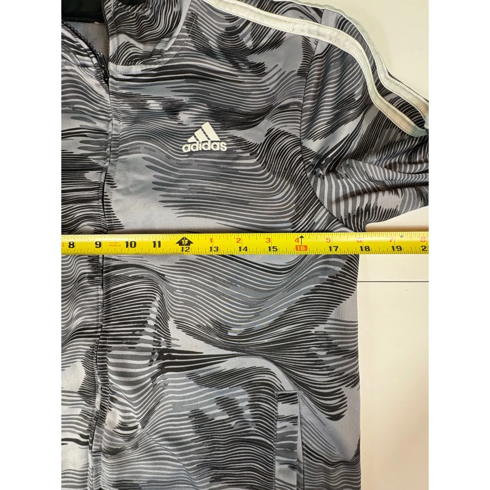 Adidas Women's Gray Camo Print‎ Full Zip Track Jacket Athletic Warm Up Coat - Image 6