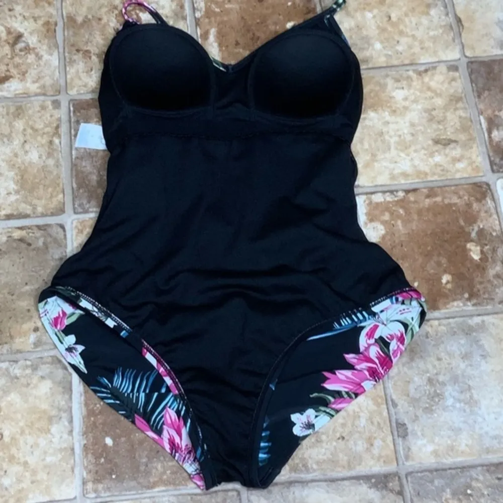 Kona Sol Black With Pink Tropical Floral Print Lace Up Back One piece Swimsuit M - Image 7