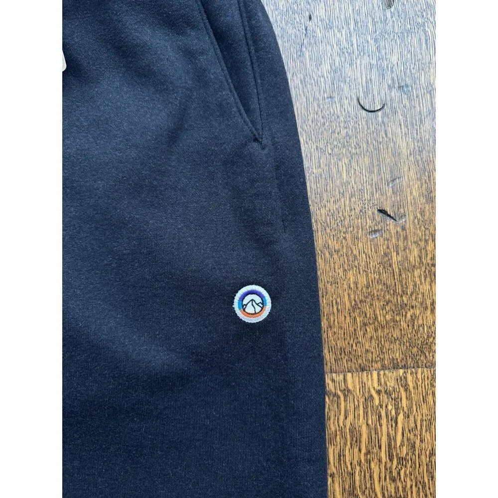 Patagonia Women's Fitz Roy Icon Uprisal Sweatpants Ink Black NWT Size Medium - Image 3