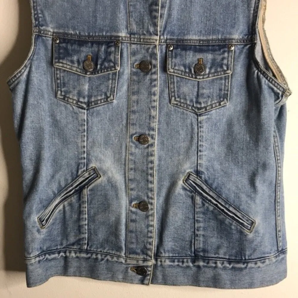 Eddie Bauer button down denim vest with cutoff sleeves size small - Image 3