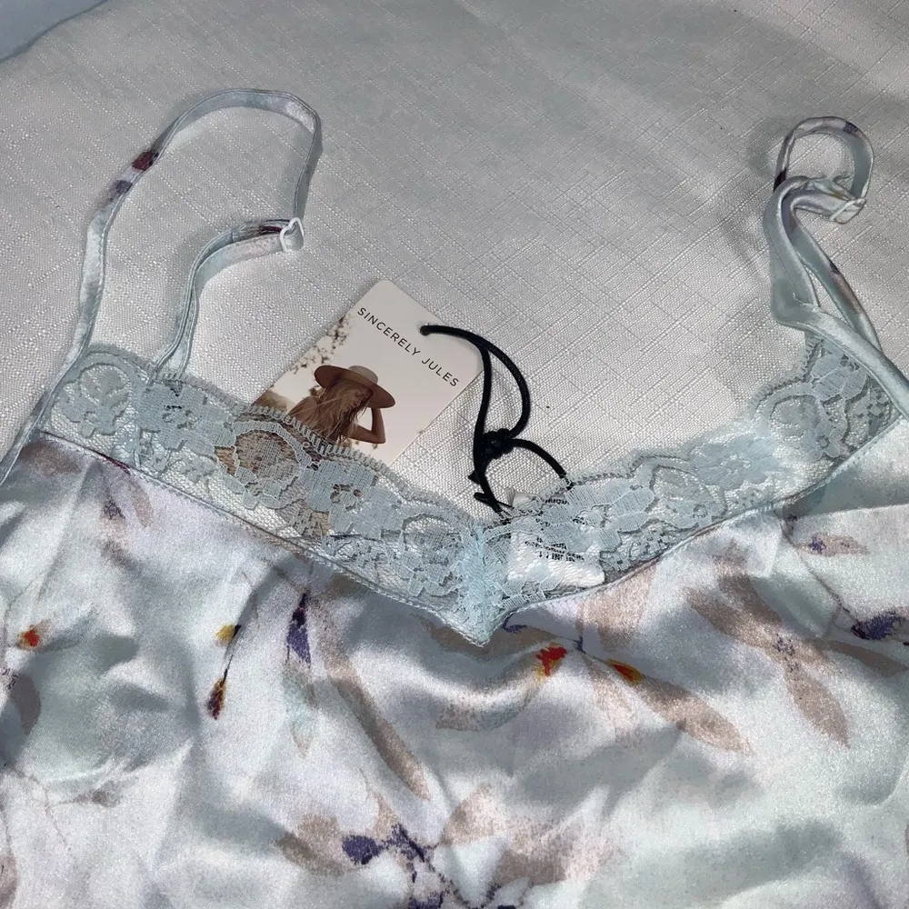 Sincerely Jules NWT Light Blue Satin & Lace Cami Short Pajama Set Pockets Small - Image 11