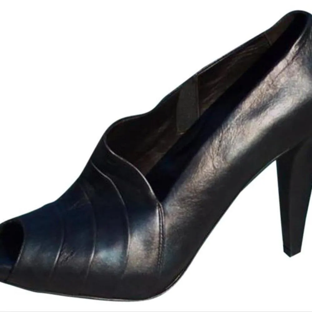 Donald Pliner Navy Blue Leather Boot Shoe Pump New Asymmetrical Design NIB $395 Size 9.5 - Image 3