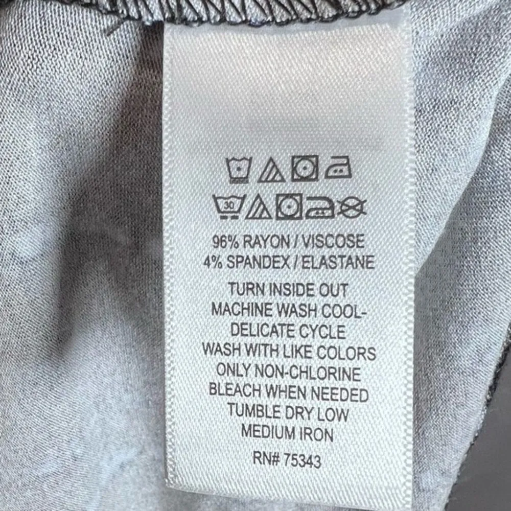 Tahari black and blue abstract print midi shift dress size medium - Image 5