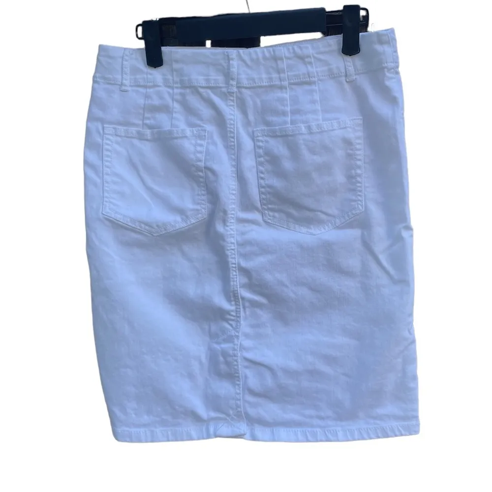 J JILL SMOOTH FIT WHITE DENIM SKIRT - Image 2