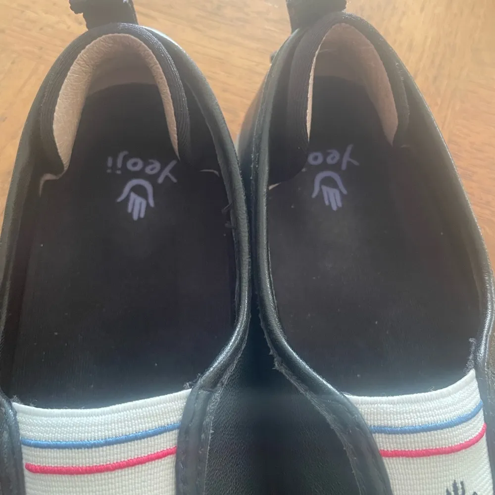 Yeoji Women's Size Leather Slip - Image 3