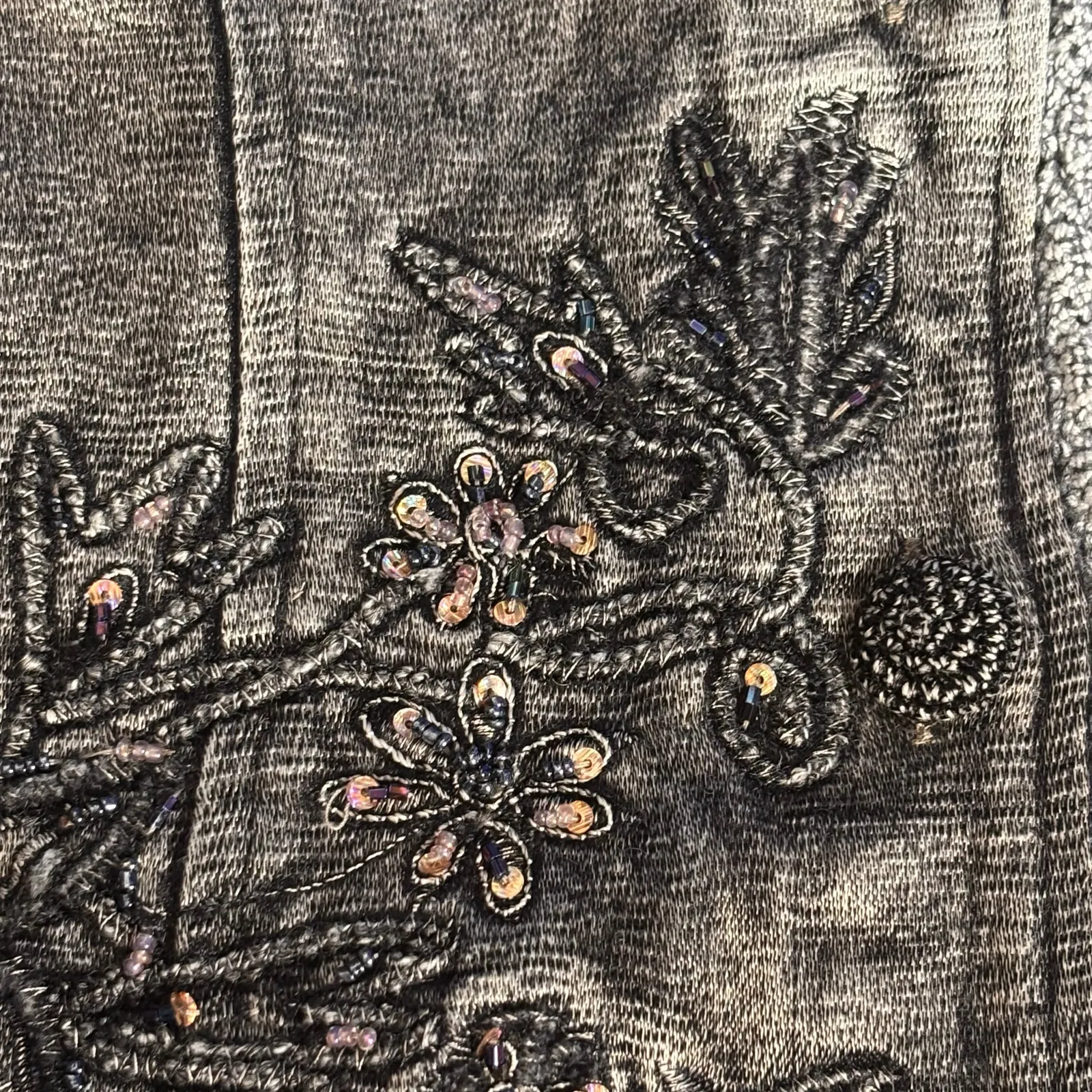 Vintage 90s Flashback Embroidered Metallic Gray Beaded Vest Floral Detail Boho - Image 11
