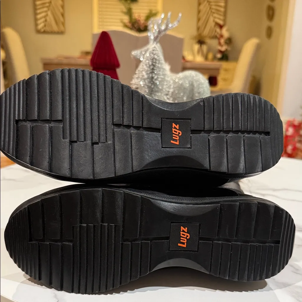 Lugz Black Boots with Faux Fur Trim Size 8 - Image 12