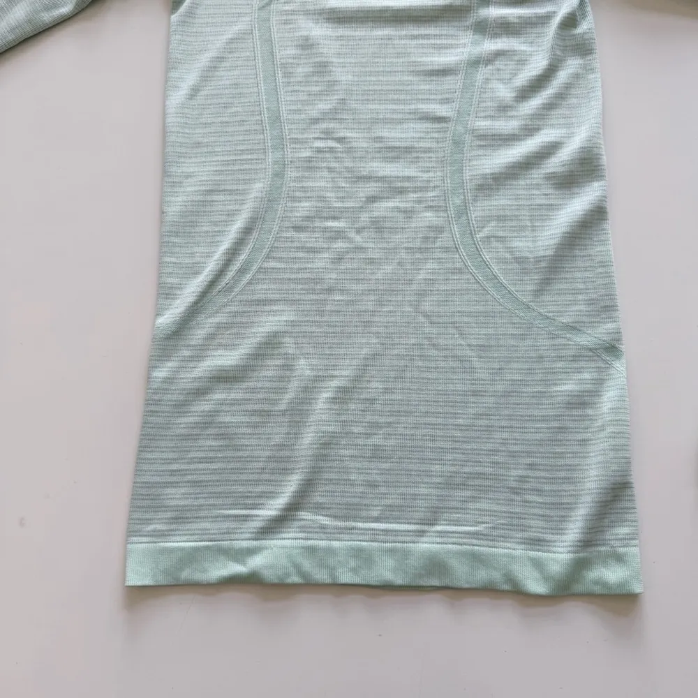 Run: Swiftly Tech Long Sleeve - Heathered Sea Mist size 2 - Image 5