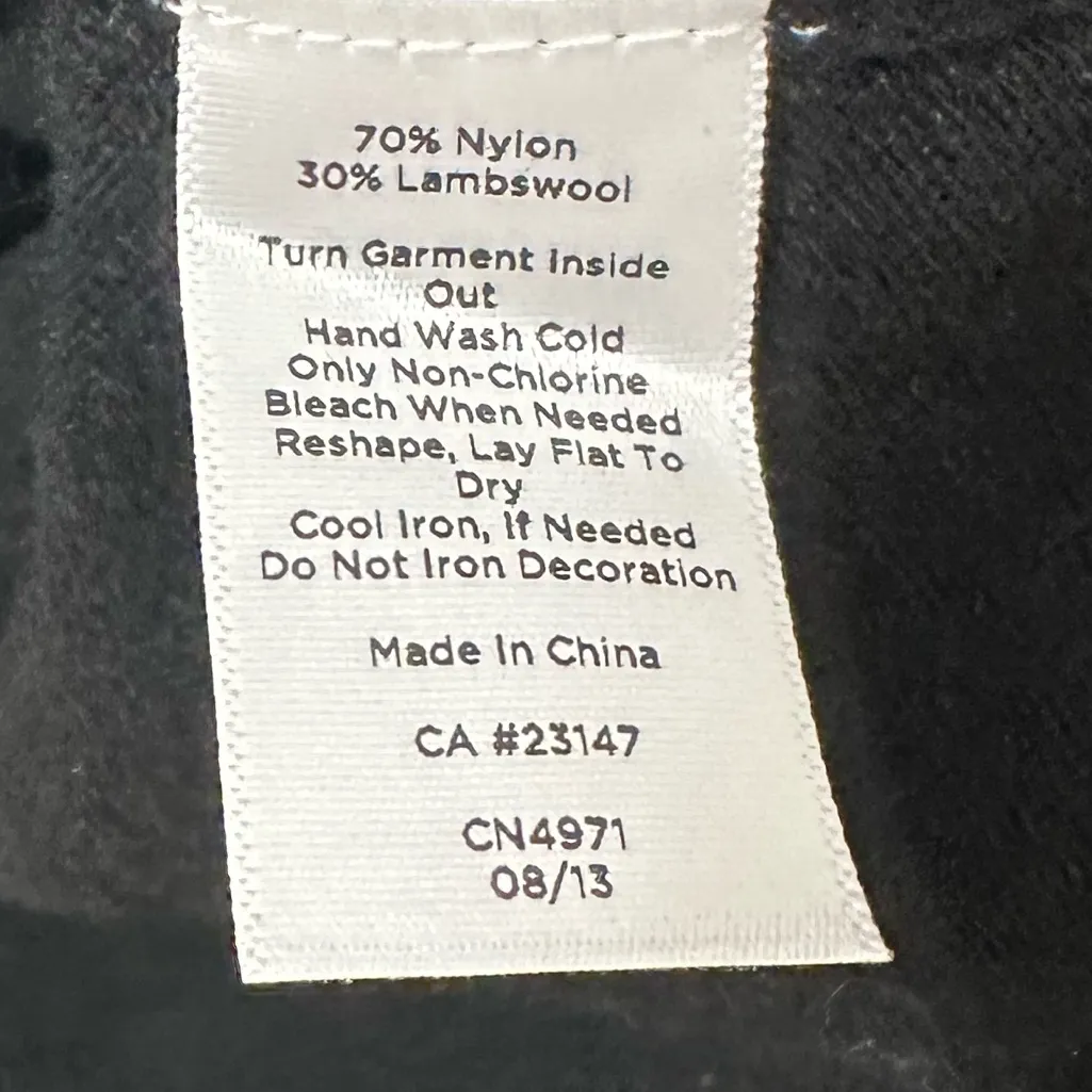 Talbots Black Lambswool Blend Holiday Snowflake Sweater no size tag see photos. - Image 4