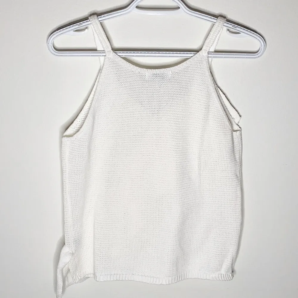 525 America cream ruffle front sweater tank sz S - Image 3