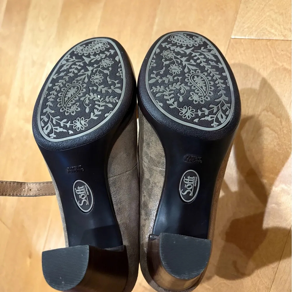 Sofft Natara Mary Jane heel pumps shoes 7.5 metallic taupe suede Tan - Image 6