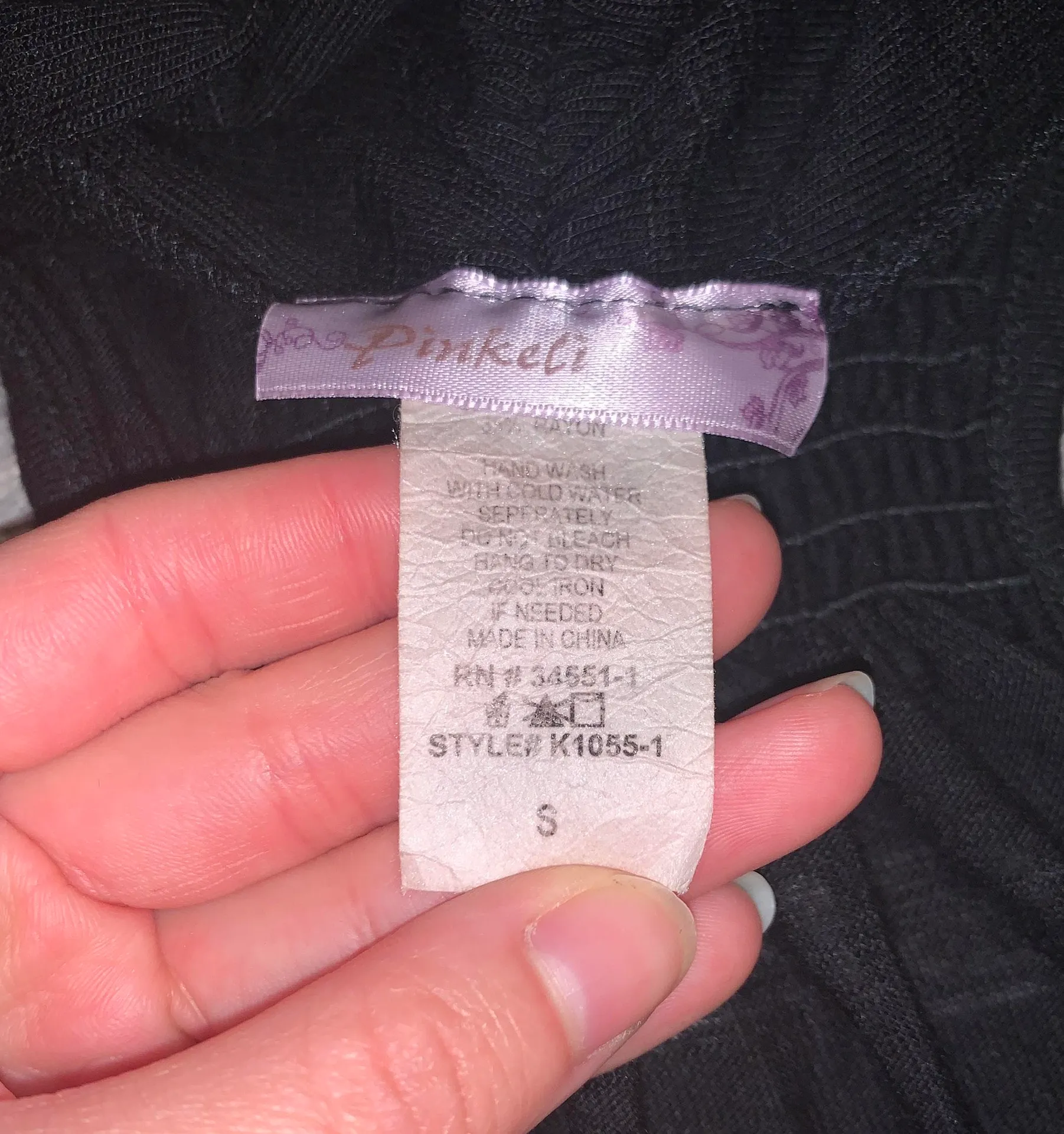 Sleeveless Cardigan Black - Image 3