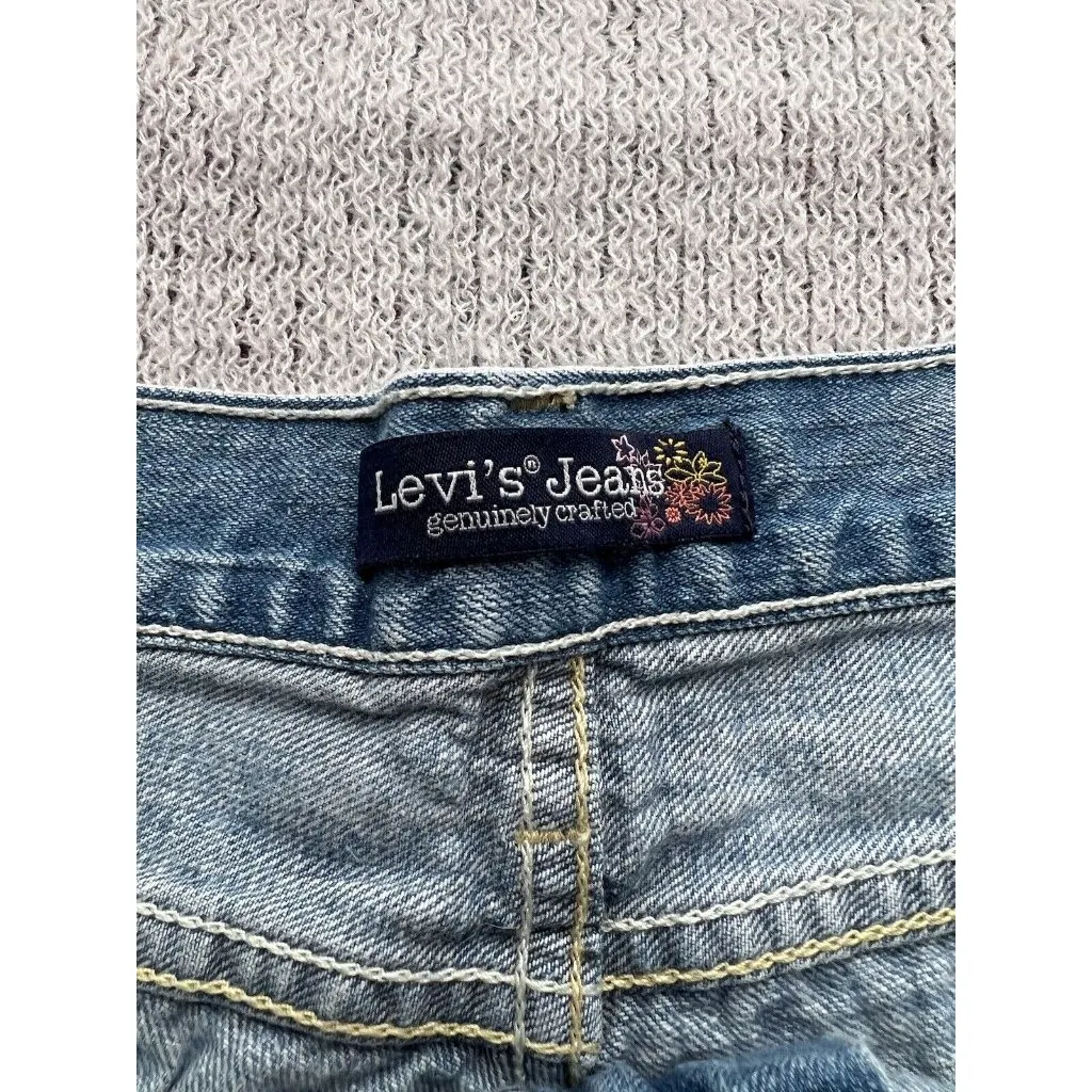 Levi's  Jeans Shorts Juniors Size‎ 9 Distressed Cuffed Cotton Blue Denim - Image 5