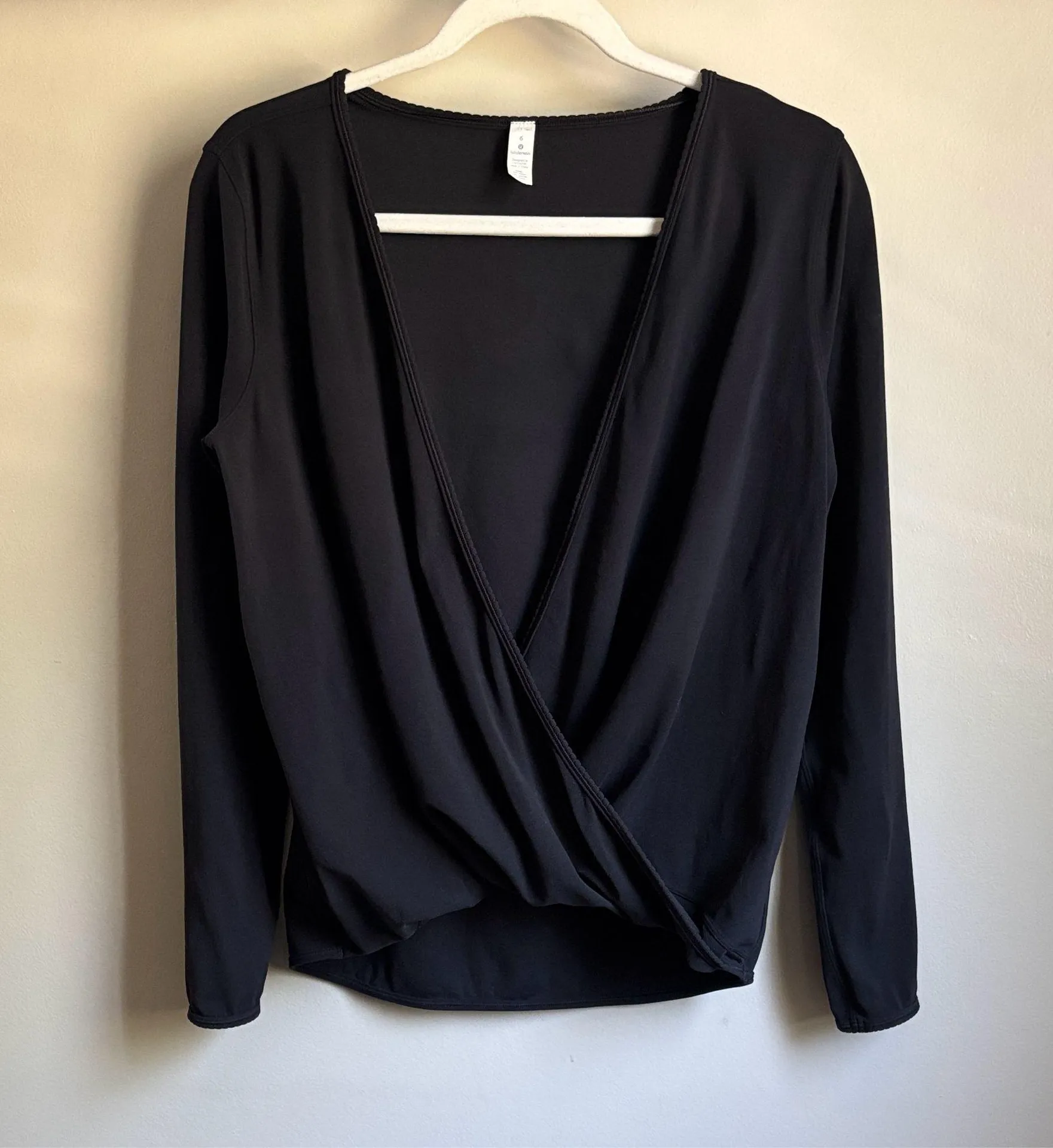 Lululemon Black Full Freedom Long Sleeve - Image 4