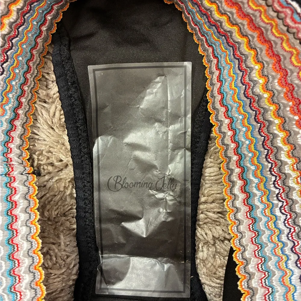 NWT Blooming Jelly Black High Waist Bikini Set Ribbed Crop Top Swimsuit M - Image 7