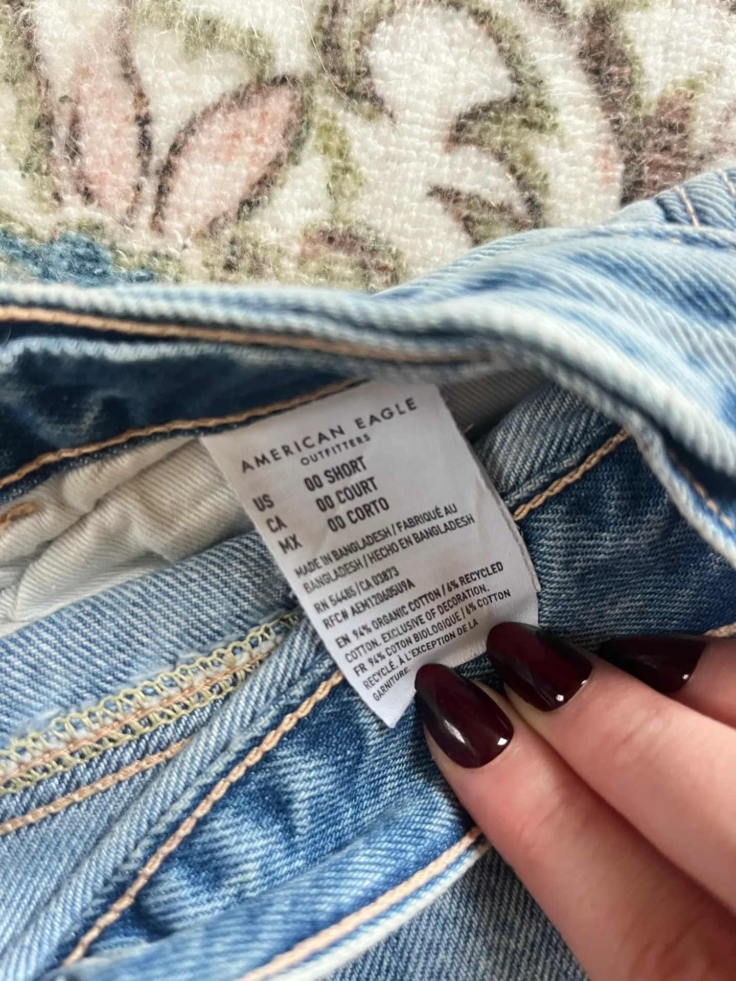 Light Wash Jeans - Image 4