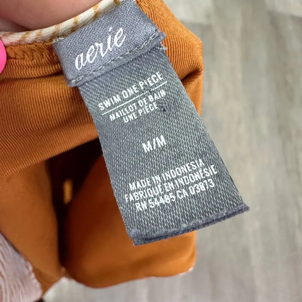 Aerie Super Scoop One Piece Swimsuit Size Medium - Image 4