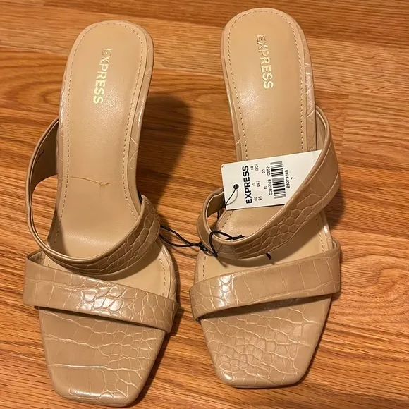 NWT Express Beige Snakeskin Strapless Open Toe Heel - Image 2