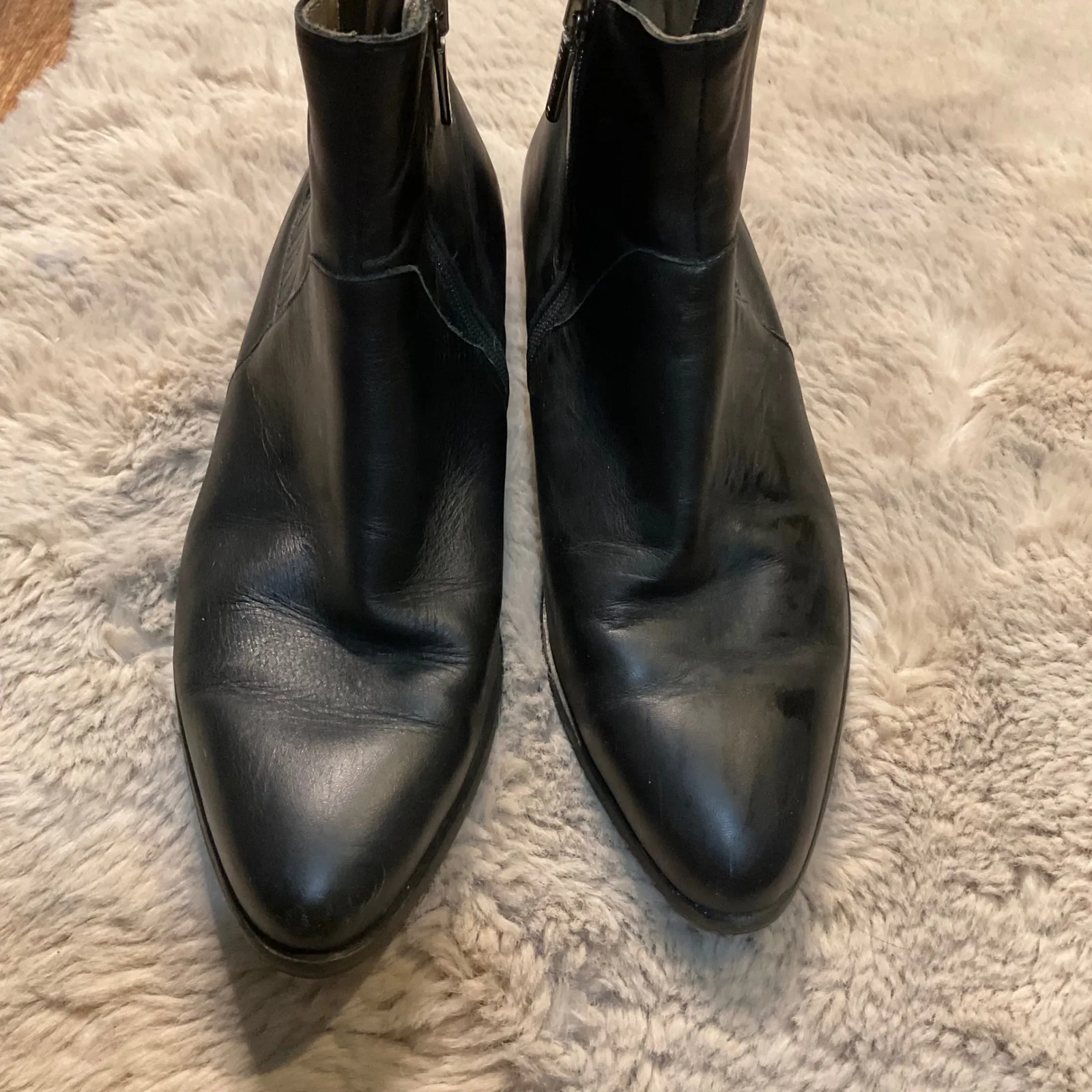 Italeau Black Booties Pointed Toe 38 Bootie Womens Made In Spain Size 7.5 - Image 2