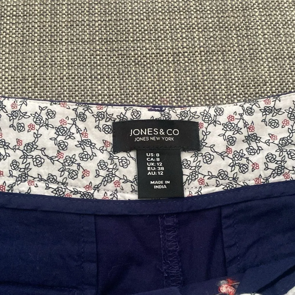 Jone’s New York Cherry Embroidered stretch Navy Shorts 8 - Image 3